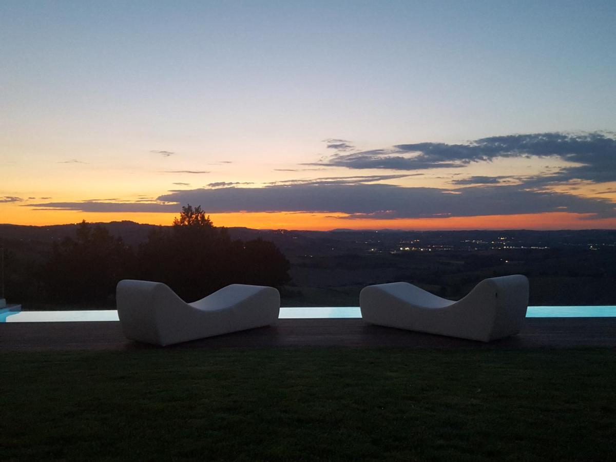 Sunset Suite Spa Staffolo Esterno foto