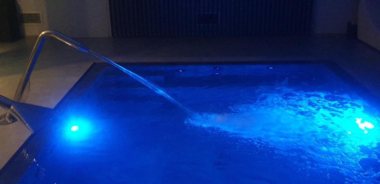 Sunset Suite Spa Staffolo Esterno foto