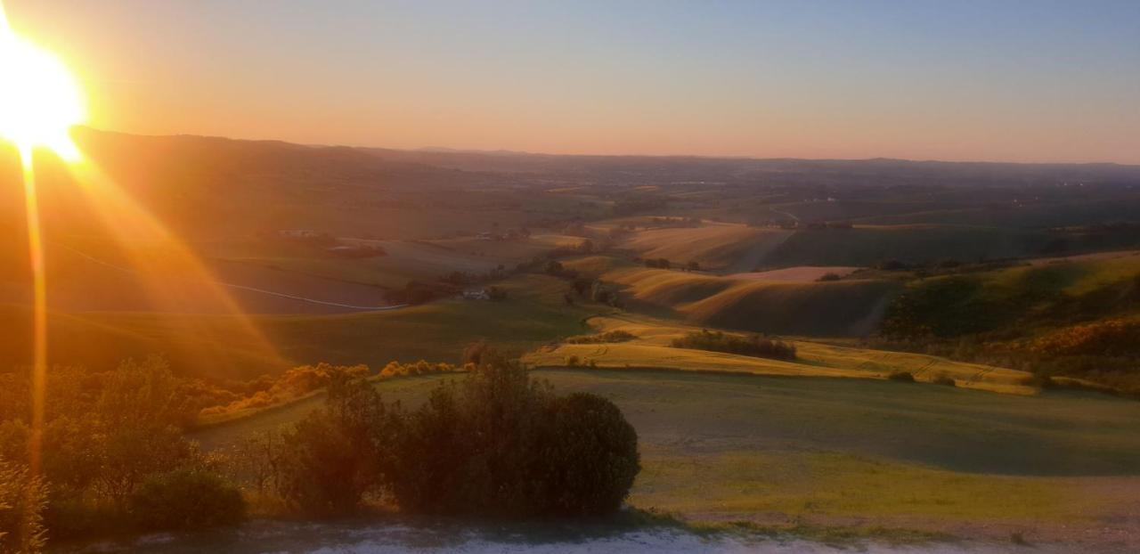 Sunset Suite Spa Staffolo Esterno foto