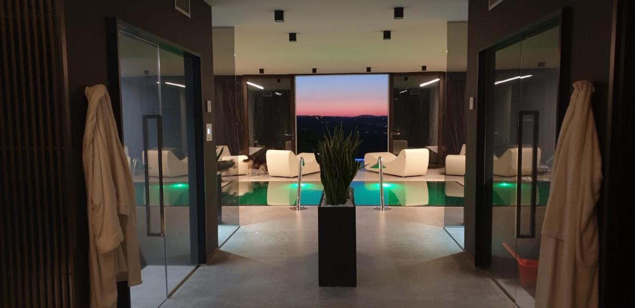 Sunset Suite Spa Staffolo Esterno foto
